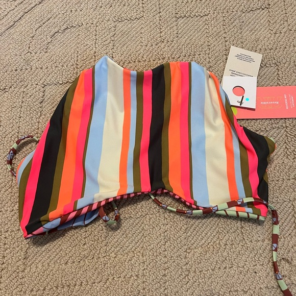 Reversible Halter Gaby High Neck Bikini Top Floral Stripe NEW Boho Y2K NWT Maaji - Picture 8 of 8